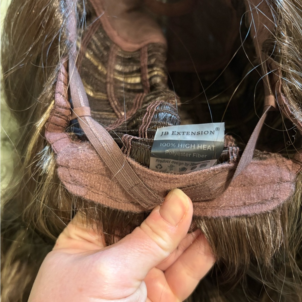 Claire Mono Wave 22" Brown with Highlights Wig - Picture 7 of 9